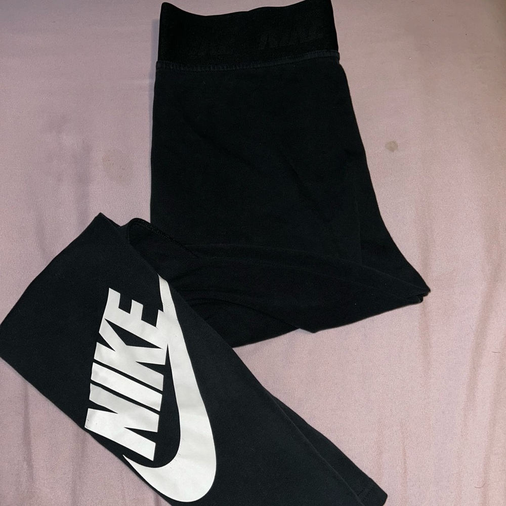 Nike leggings